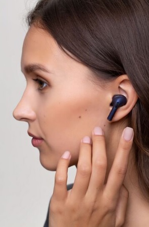 Гарнитура Accesstyle Indigo TWS (затычки, беспроводная, Bluetooth 5.0, с микрофоном, до 2 часов работы от батареи, black)