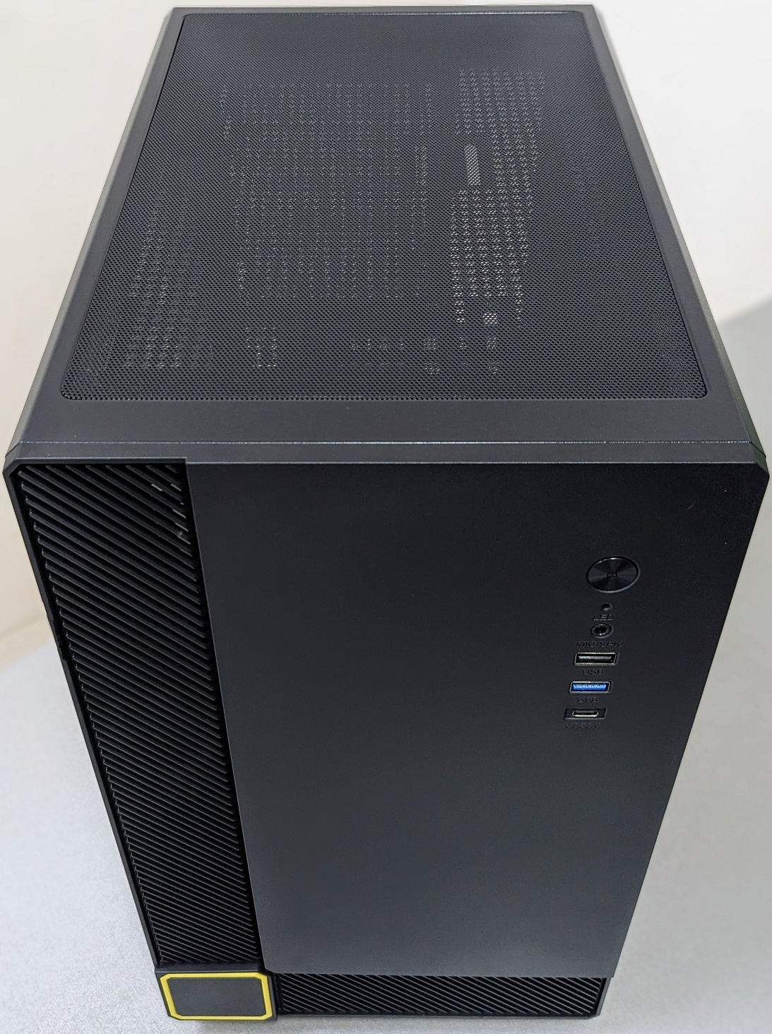 Корпус ACCORD M3302 (без БП, mATX, USB 3.0, no Fan, black)