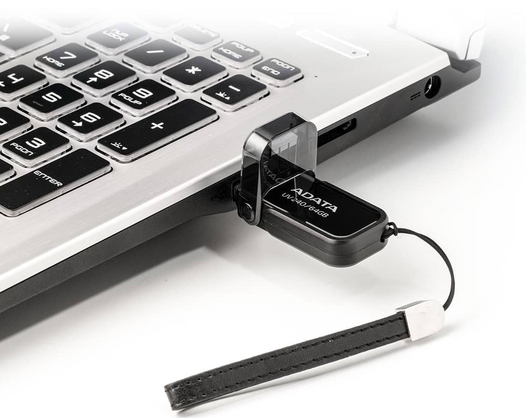 Флеш накопитель USB 2.0 64Gb ADATA UV240 (AUV240-64G-RRD, red)