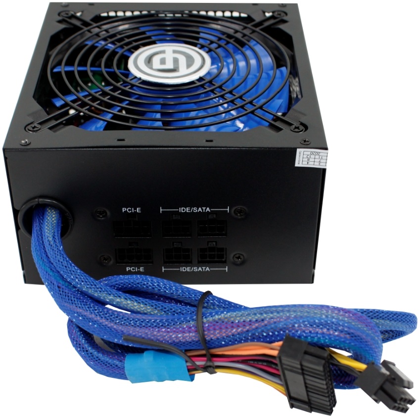 Блок питания GINZZU 700W (MC700, 80+ Bronze, 140mm, 20+4+4+4pin, 4*PCI-E 6+2pin, 6*SATA, 4*HDD, Modular) RTL
