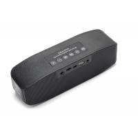 Колонка QUMO X8 (10W, портативная, аккумулятор 2200mAh, Bluetooth v.4.0, микрофон, громкая связь, AUX, USB, MicroSD до 32Gb, FM, MP3, black)