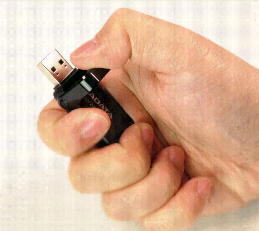 Флеш накопитель USB 2.0 64Gb ADATA UV240 (AUV240-64G-RRD, red)