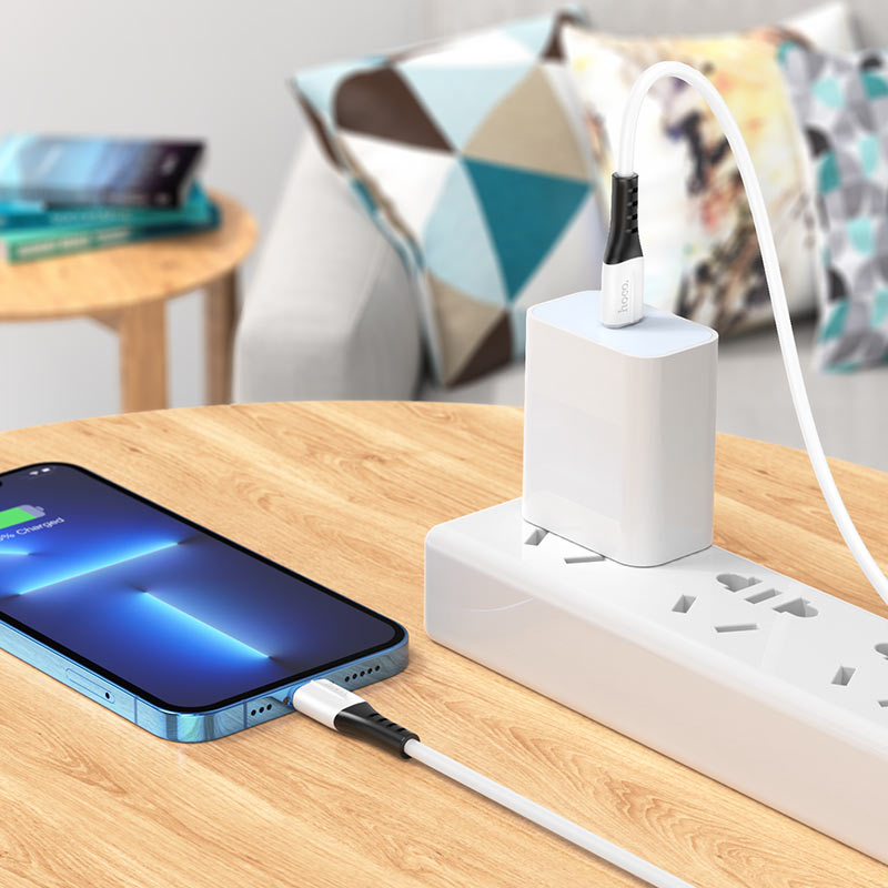 Кабель USB 2.0 Type-C - Lightning 1.0m (X82 iP PD, 3A, 20W, быстрая зарядка, силиконовый, PD, white) hoco