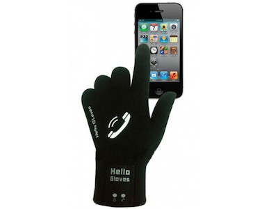 Гарнитура Qumo Talking Gloves (в виде перчаток (размер M, чёрные), беспроводная, Bluetooth 2.1, до 10м., 160mAh, в режиме ожидания/разговора - 10дней/12 часов)