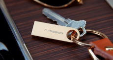 Флеш накопитель USB 3.2 128Gb Kingston DataTraveler SE9 G3 (DTSE9G3/128GB, 220/100MB/s, gold)