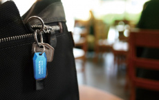 Флеш накопитель USB 2.0 32Gb ADATA UV100 (AUV100-32G-RBL, blue)