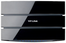 Роутер TP-LINK TL-WDR4300 (750Mbps, 2.4/5GHz, 4 ports, 1000Mbps, 3 съёмные антенны 3dBi, 2*USB, USB Printer/FTP Server, black)