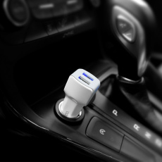 Зарядное устройство от прикуривателя hoco Z23 Grand style (12/24V - USB, 2*USB, 2.4А max, 12W, кабель Lightning 1m, быстрая зарядка, white)