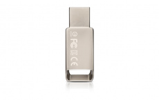 Флеш накопитель USB 2.0 8Gb ADATA UV130 (AUV130-8G-RGD, gold)